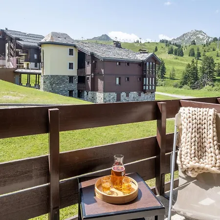 Aparthotel Pierre & Le Quartz 3*