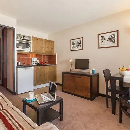 Aparthotel Pierre & Le Quartz 3*