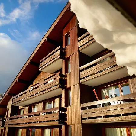 Pierre & Le Quartz Aparthotel